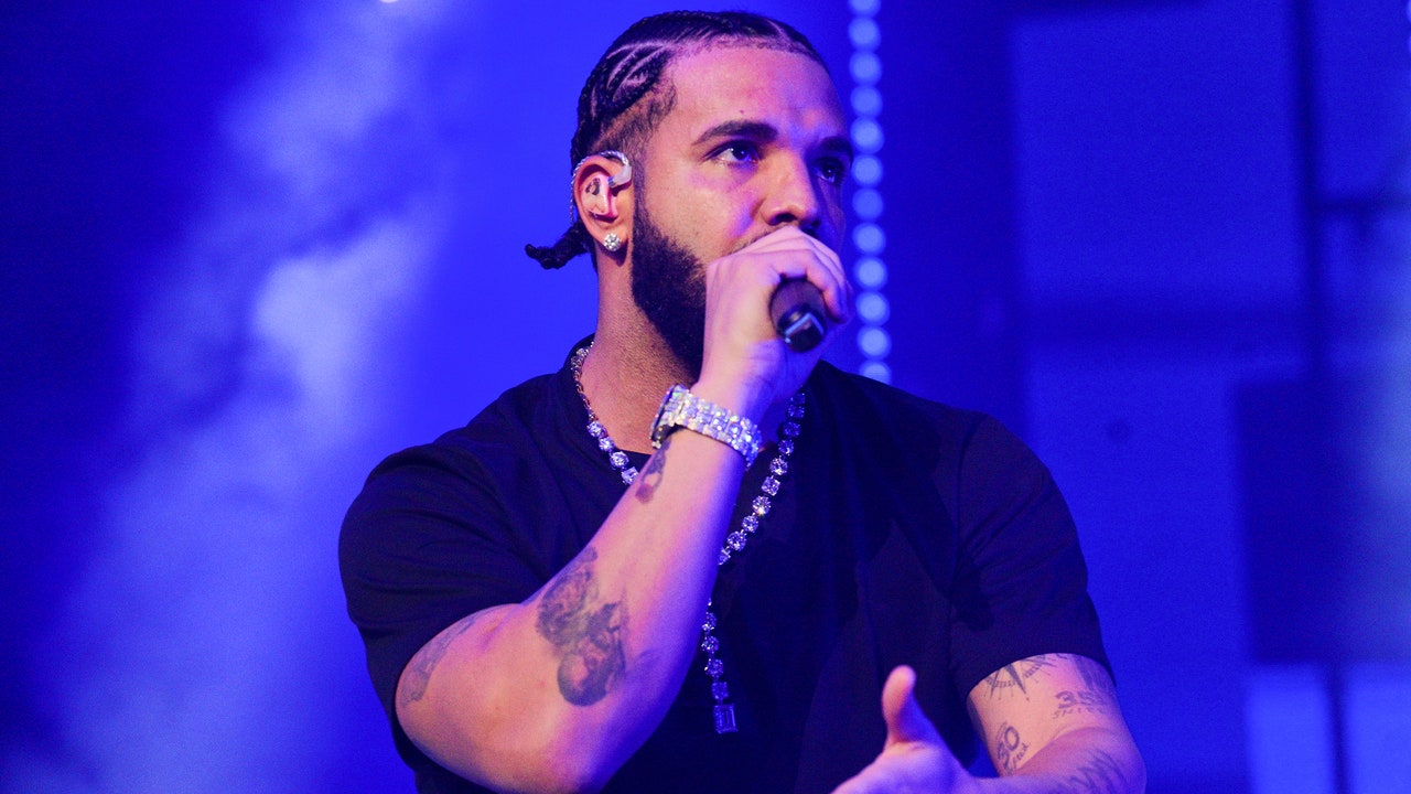 drake-2284237-2842255-jpg