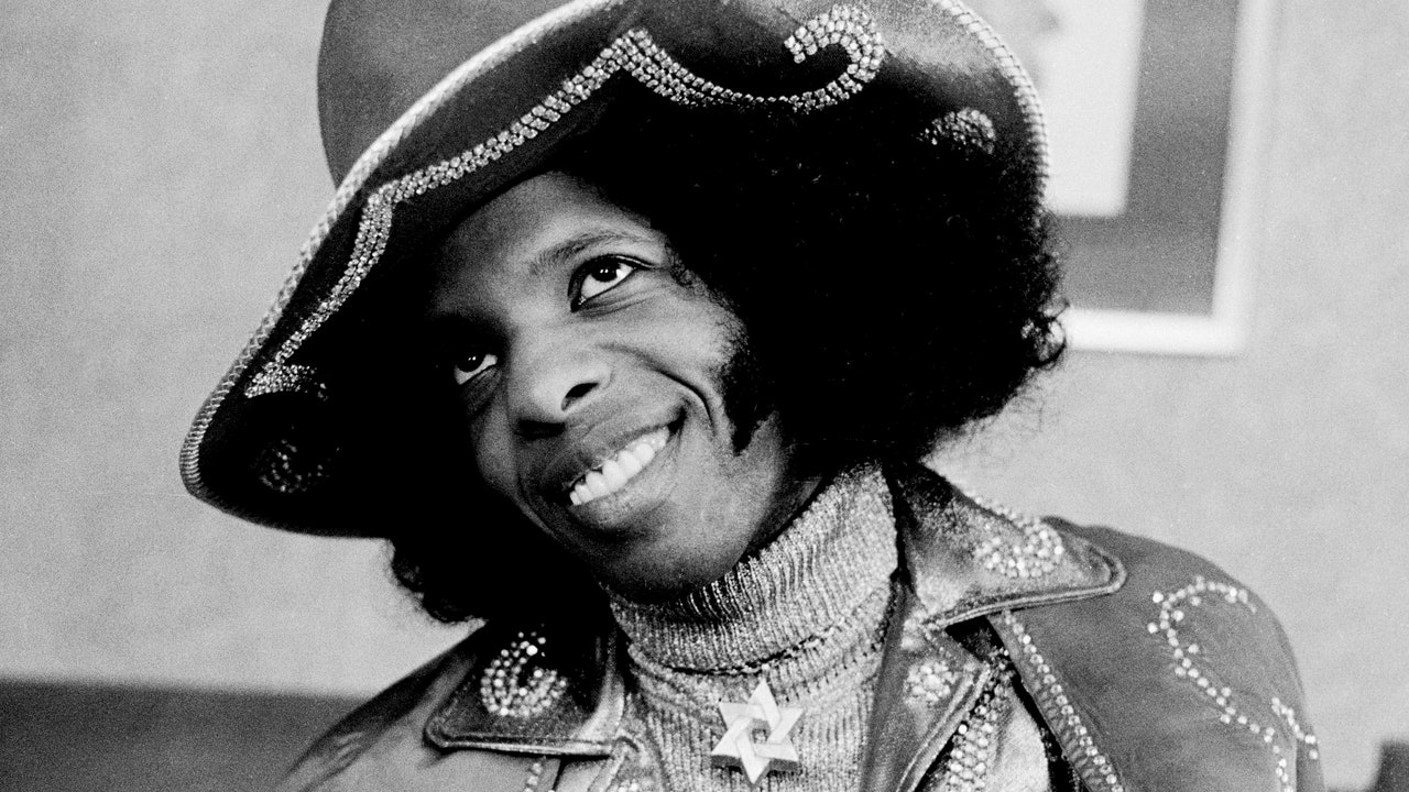 sly-stone-5566135-5665707-jpg