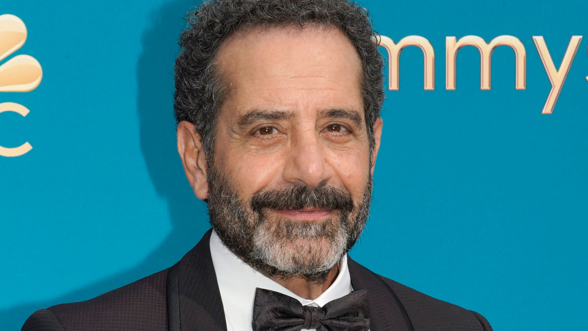 tony-shalhoub-emmys-2699168-2338846-jpg