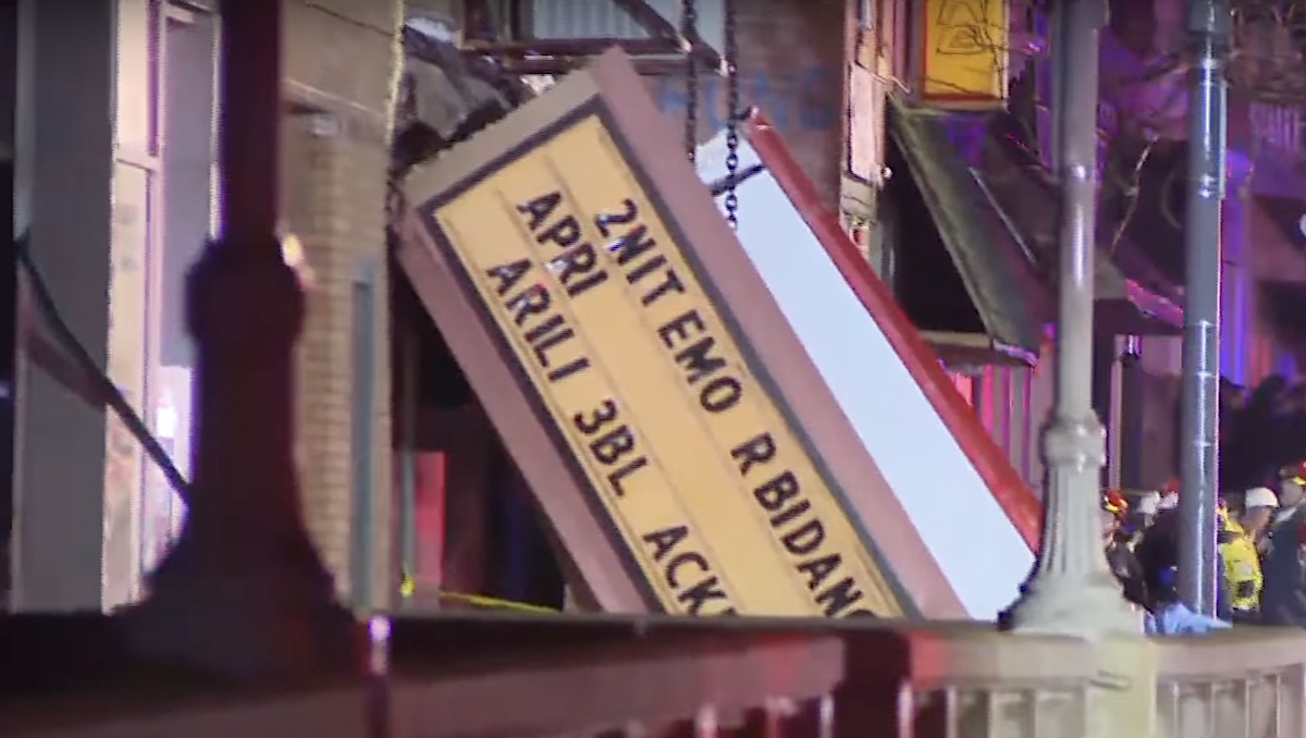 roof-collapse-apollo-theater-belvidere-2-3553013-4015977-jpg