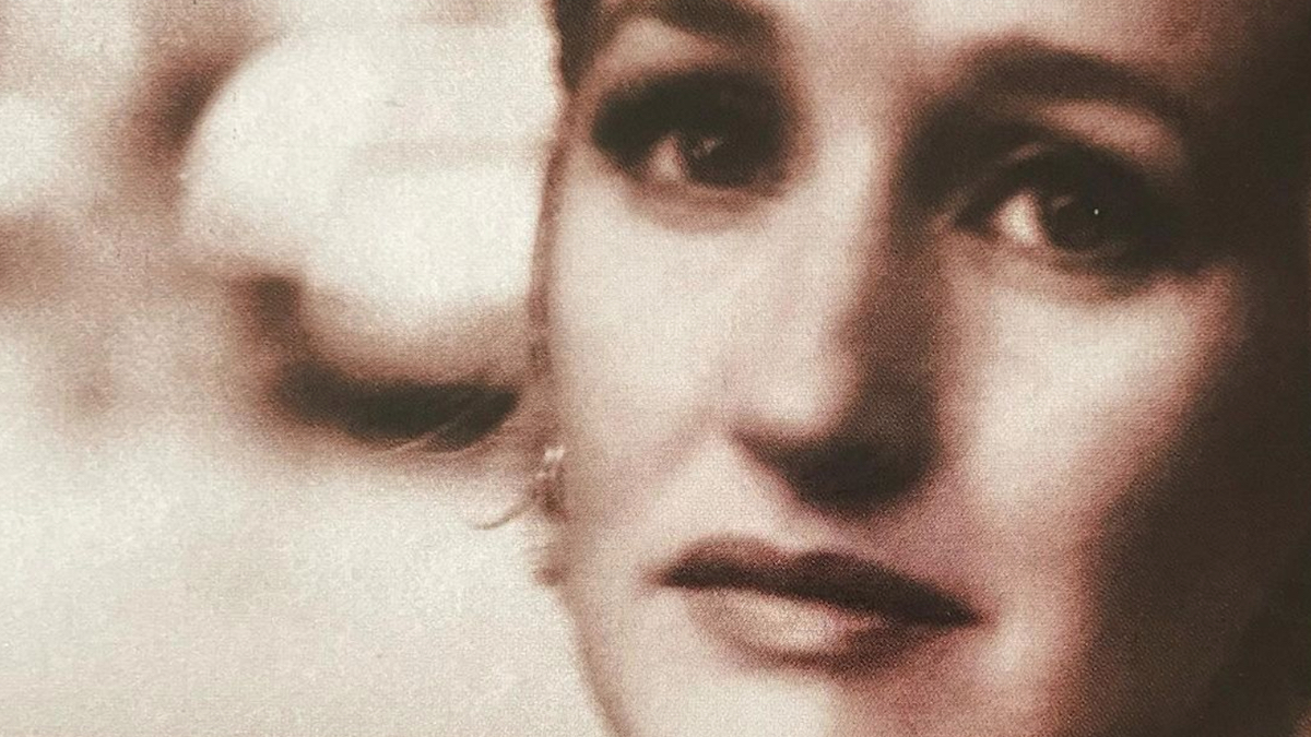 vivian-trimble-photo-via-luscious-jackson-on-instagram-1611577-8660661-jpg