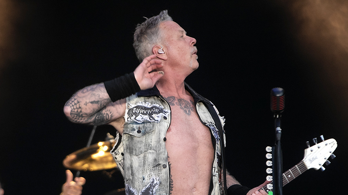 metallica-marching-band-competition-3602291-1533525-jpg