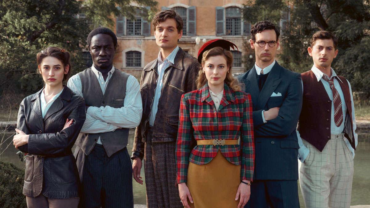 transatlantic-cast-9237336-1982910-jpg