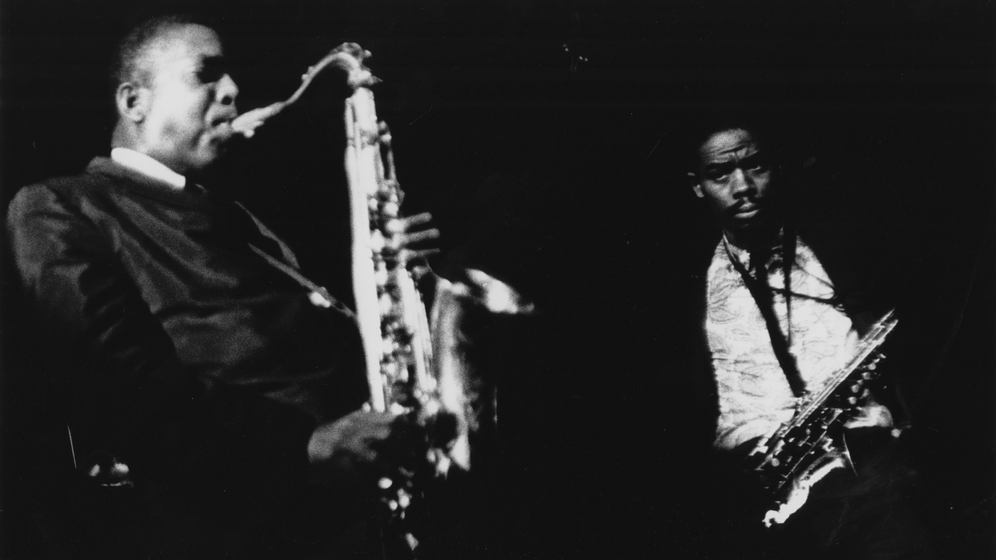 1961_johncoltrane_herbsnitzer_photographicprint_4_wide-f84b3328eb2178c07ba15121dae89396dcb36260-s1400-c100-3252136-1932467-jpg