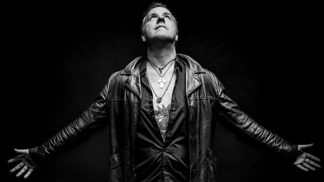 burton-bell-4781676-2440422-png