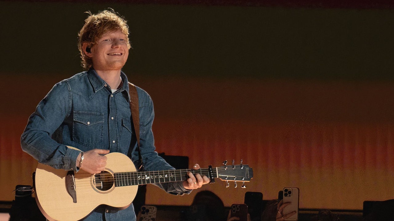 ed-sheeran-9875224-3555533-jpg