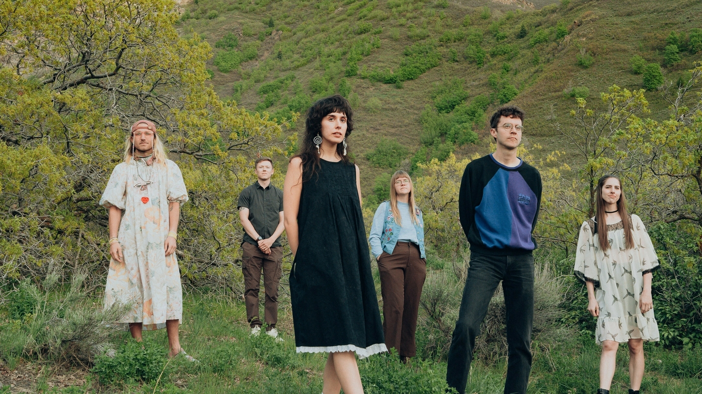 dsc05990_21_wide-1df16cf115e35bd94f9d0d8ae335fcb8d24e1011-s1400-c100-7965359-1177824-jpg