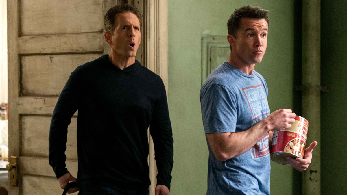 its-always-sunny-season-16-glenn-howerton-rob-mcelhenney-1778278-6585590-jpg