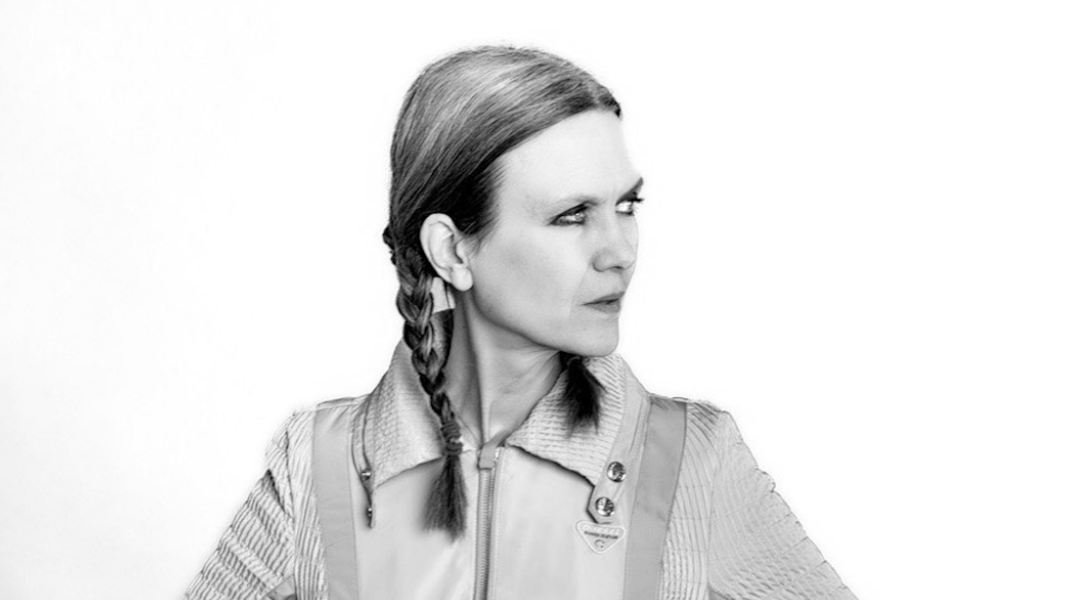 juliana-hatfield-elo-covers-album-7273495-3408408-jpg