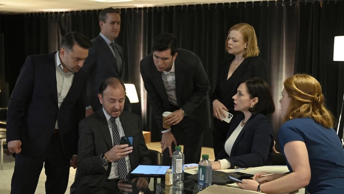 succession-406-hed-3871354-5246880-jpg