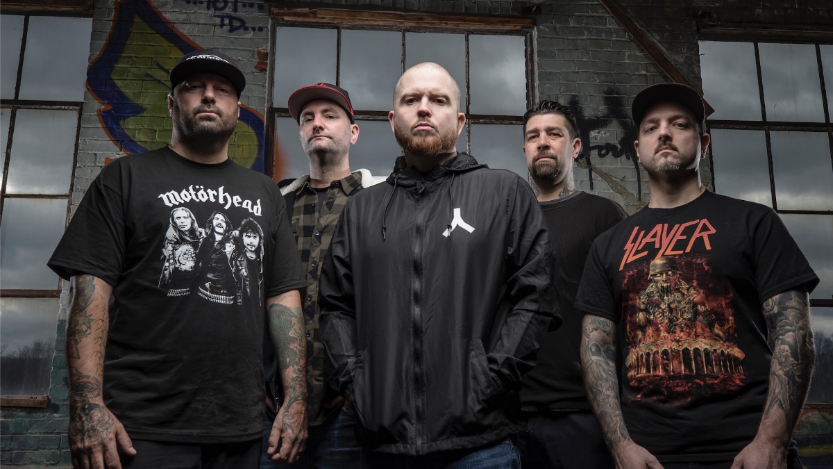 hatebreed-1010555-4131984-jpg