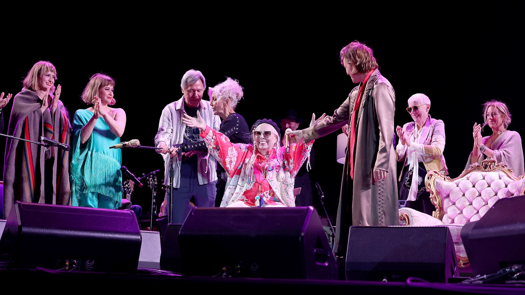 joni-mitchell-3115119-9650851-jpeg