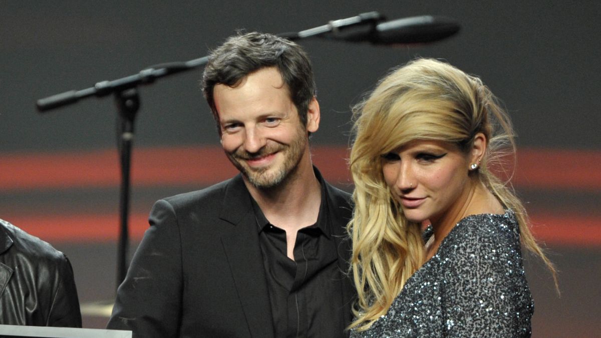 kesha-dr-luke-settle-lawsuit-3571393-9630790-jpg
