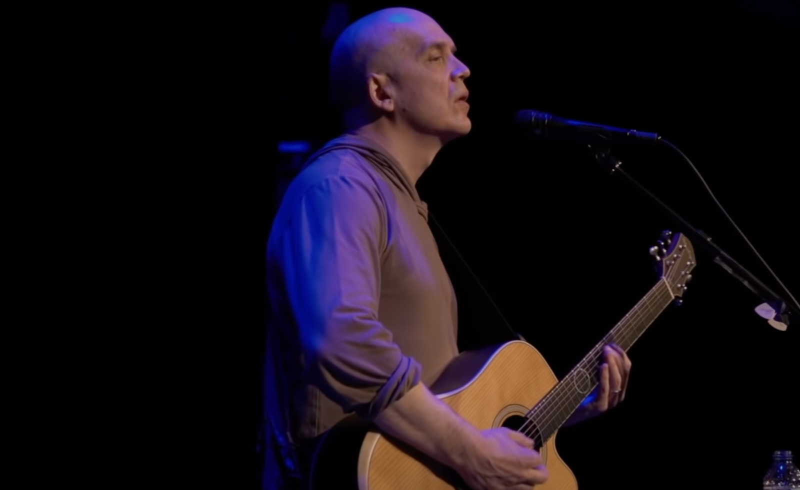 devin-townsend-acoustic-2714156-4142901-png
