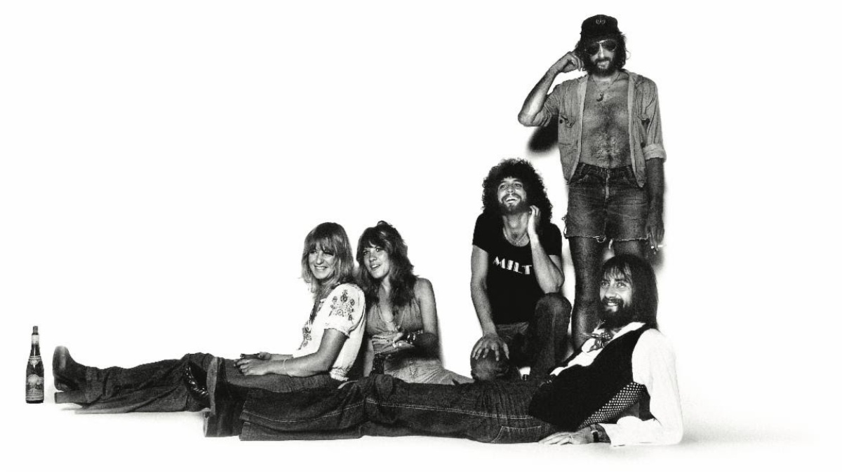 fleetwoodmac-7415112-5242799-jpg