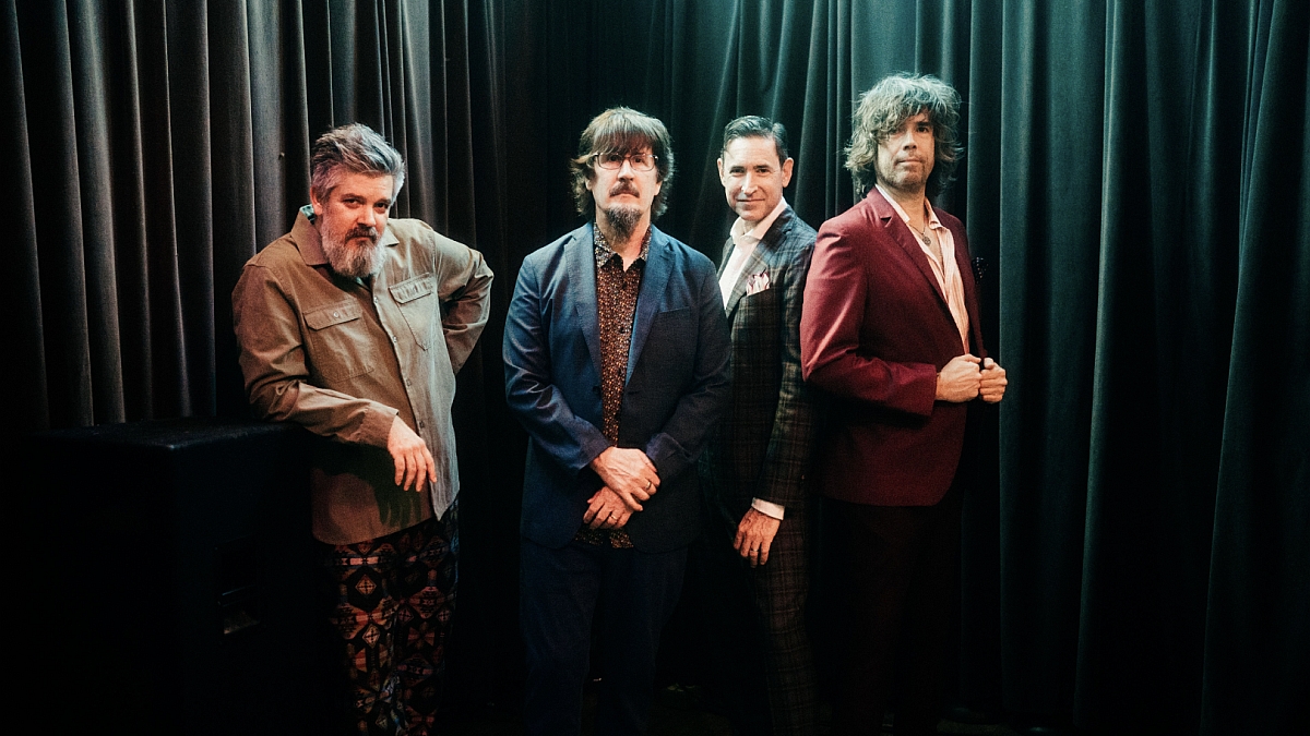 mountain-goats-jenny-from-thebes-8151399-1634824-jpg