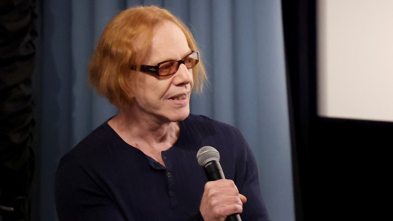 danny-elfman-4111609-1987234-jpg