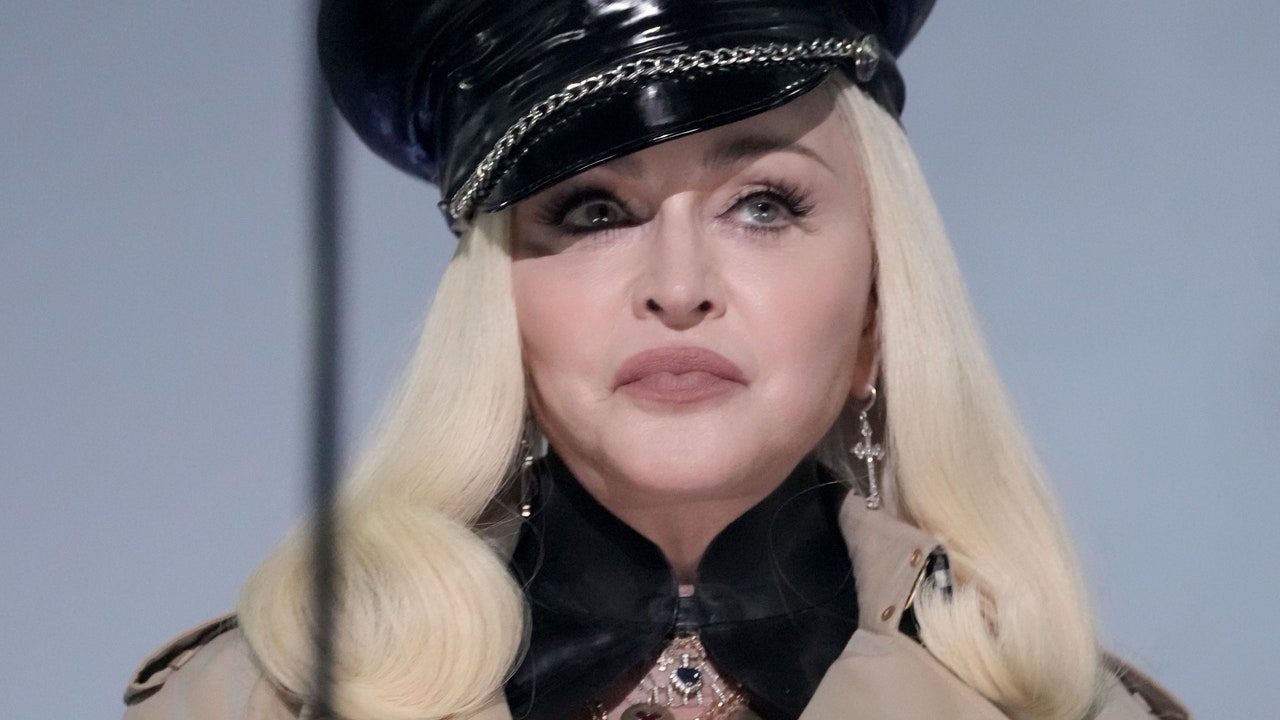 madonna-health-update-5827764-9946788-jpg