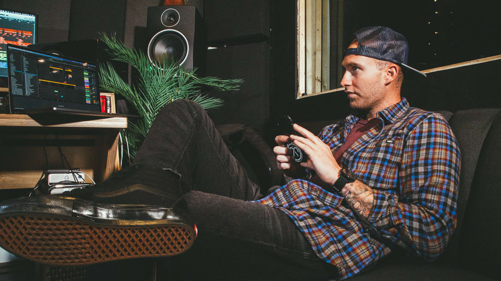 Chemikkal et Pink Panda Drop un single électrisant, "Les yeux sur moi"