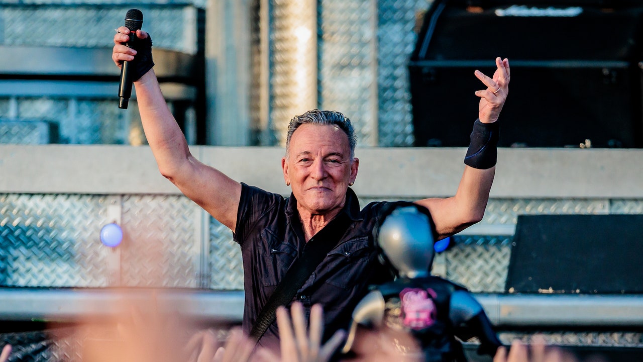 Bruce Springsteen annonce des dates de tournée reprogrammées pour 2024