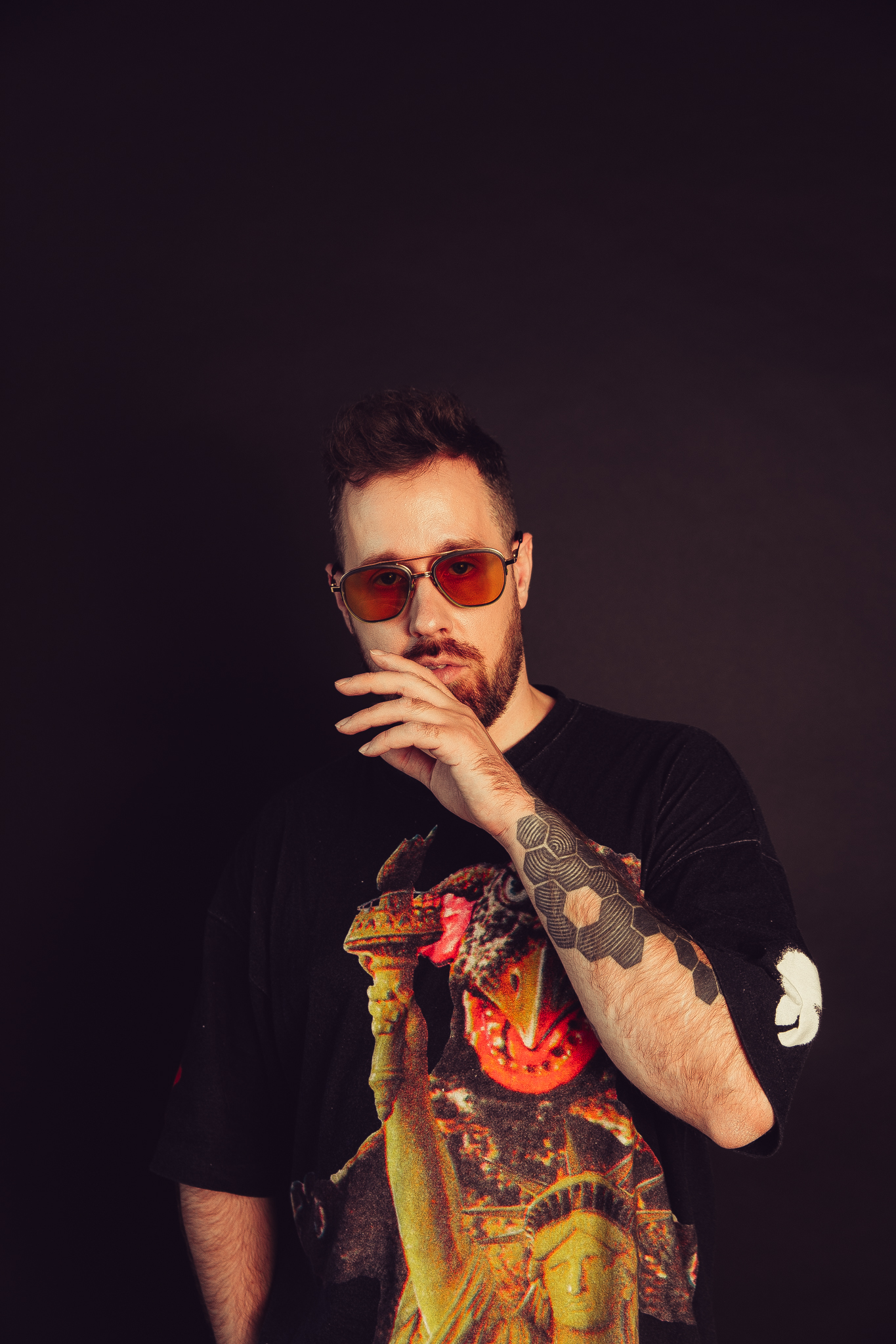 Gammer et Dougal se réunissent pour le single explosif de Dancing Dead, « Take It Down »