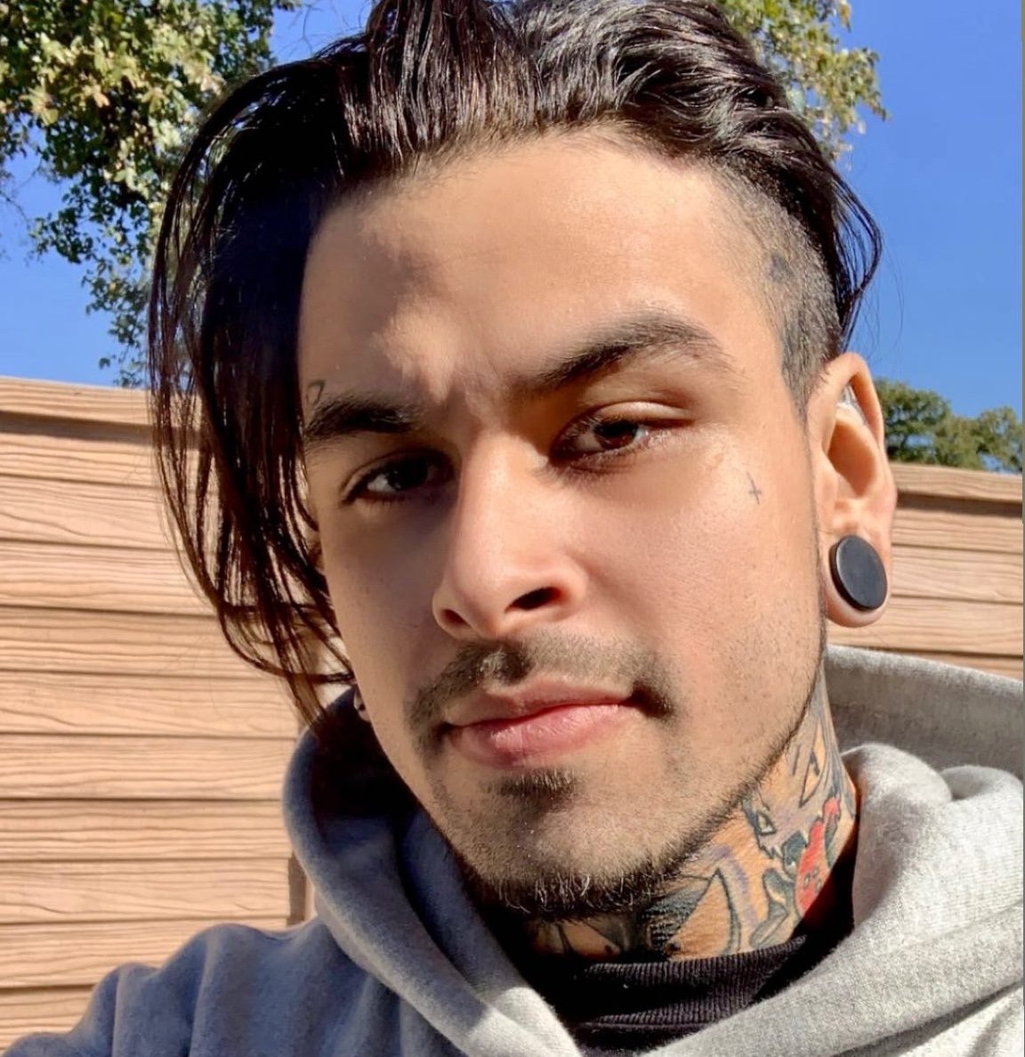 stephenarango_twitter