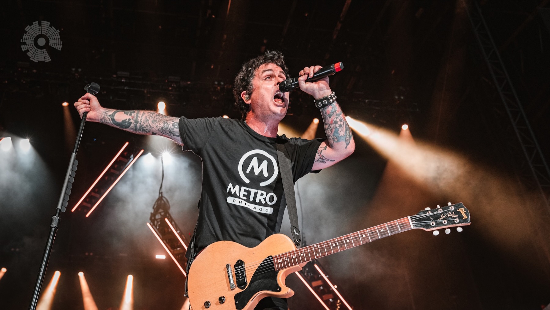 Billie Joe Armstrong explique pourquoi Green Day a évité la musique politique
