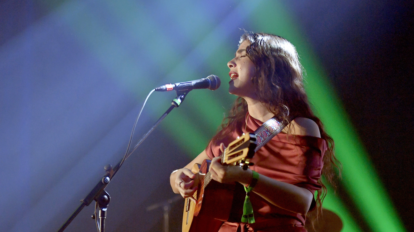 Silvana Estrada passe de la peur au défi dans "Si Me Matan", nominé aux Latin Grammy Awards : NPR