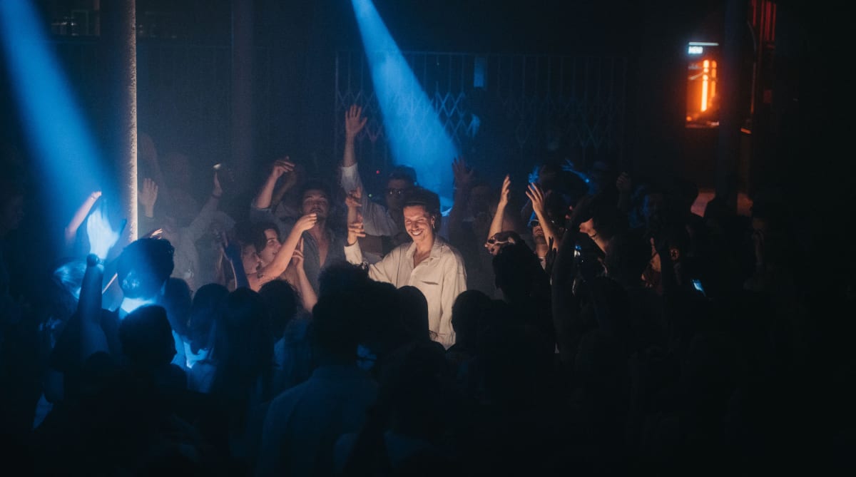 Comment Chris Luno a construit avec succès une carrière de tournée à partir de mix de DJ YouTube [Interview]