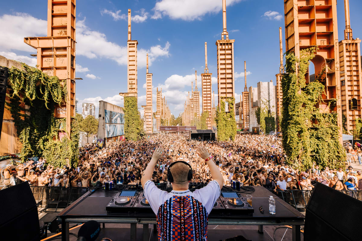 Skrillex, Tale of Us, Carl Cox et bien d'autres confirmés pour le Kappa FuturFestival 2024