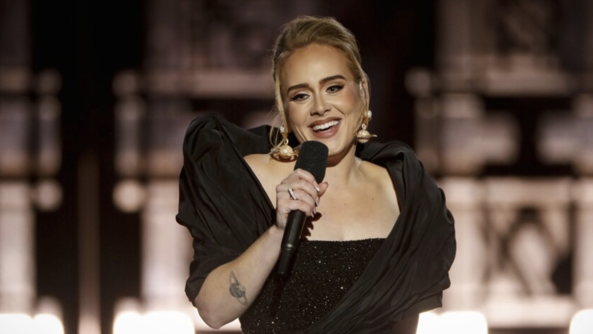 Adele dit qu'elle fera à nouveau une tournée