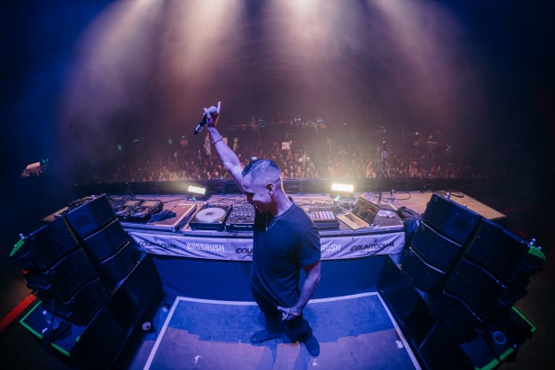 Comment la mère de ZEKE BEATS a surmonté les problèmes de santé potentiellement mortels qui ont étouffé sa carrière