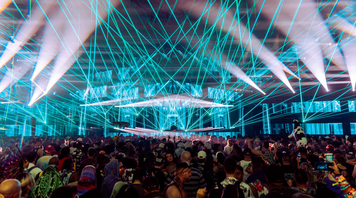 Home Bass s'agrandit pour deux rachats massifs de complexes hôteliers en 2024