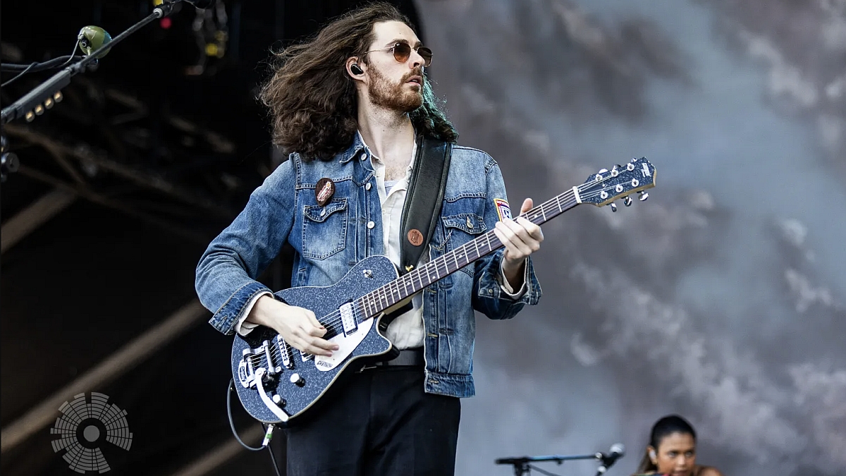 Hozier Extends 2024 North American Tour