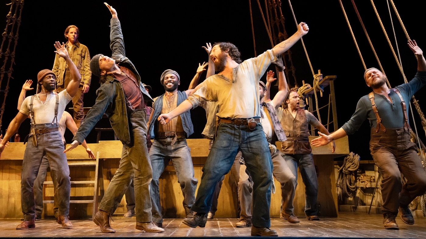 Swept Away est une nouvelle comédie musicale avec des chansons des Avett Brothers.  : RADIO NATIONALE PUBLIQUE