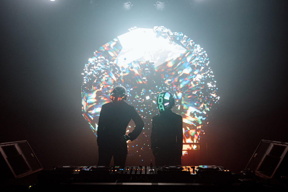 Humain après tout?  Madame Tussauds dévoile des figurines de cire hyperréalistes de Daft Punk