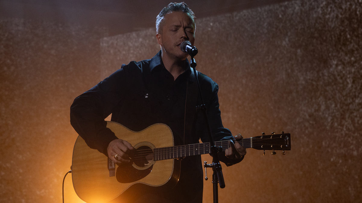 Jason Isbell Performs “Cast Iron Skillet,” Talks Killers of the Flower Moon on The Daily Show: Watch