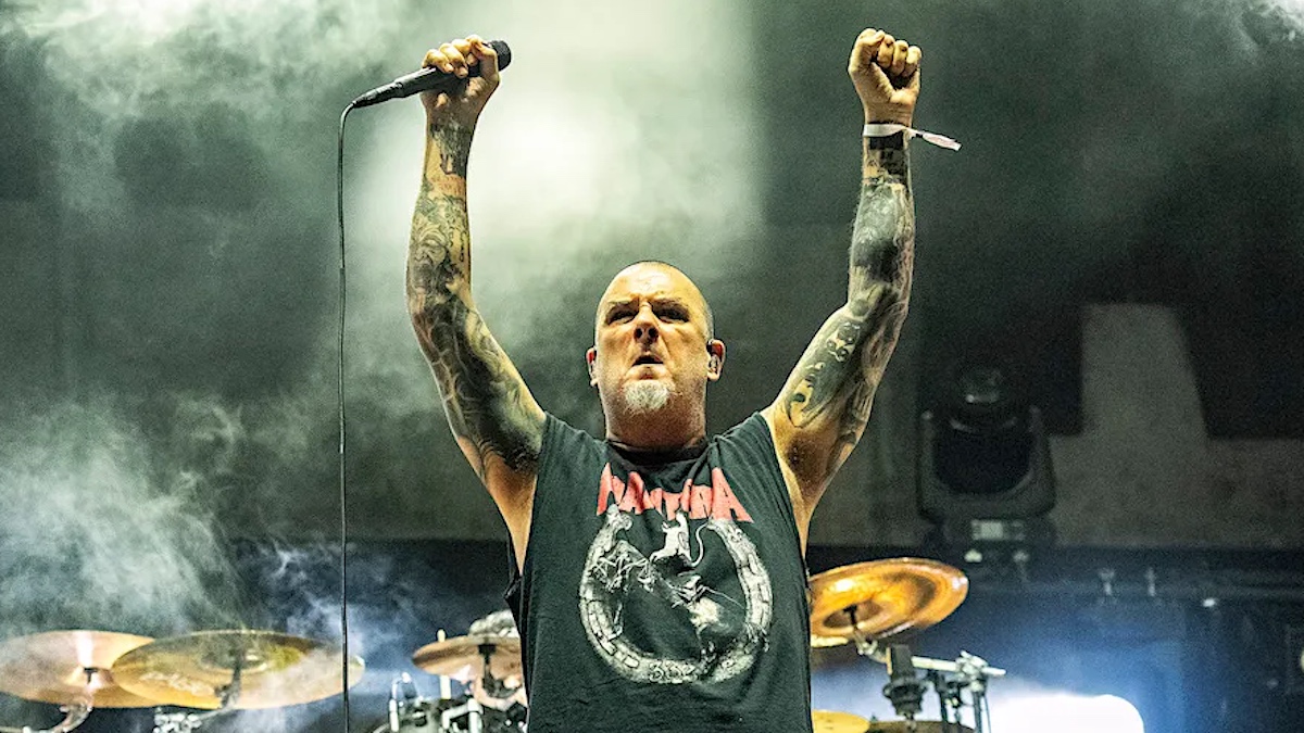 Pantera Kick Off 2024 Tour, Perform “Floods” for First Time Since 2001: Video + Setlist