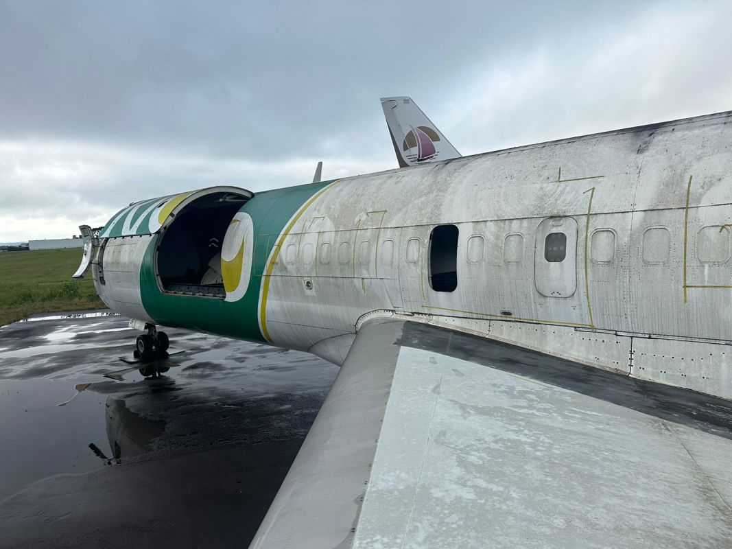 Une nouvelle discothèque ouvre ses portes au Brésil dans le fuselage d'un Boeing 727-200