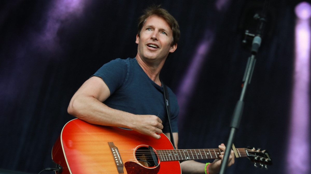 James Blunt “Humiliated” by AI Impersonation: Either It’s “Very Generic” or “My Lyrics Are Absolutely Mundane”