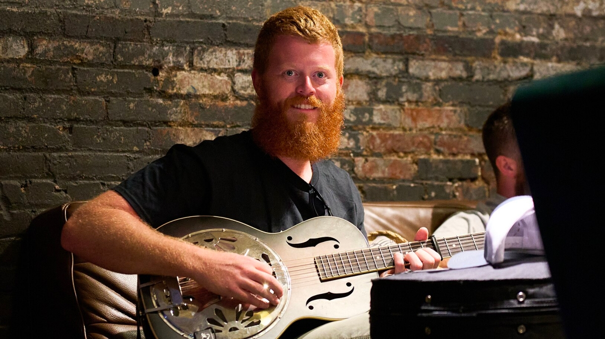 Oliver Anthony Announces Debut Album Hymnal of a Troubled Man’s Mind