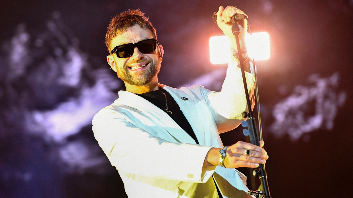 Blur Perform at Coachella with Cahuilla Bird Singers: Watch
