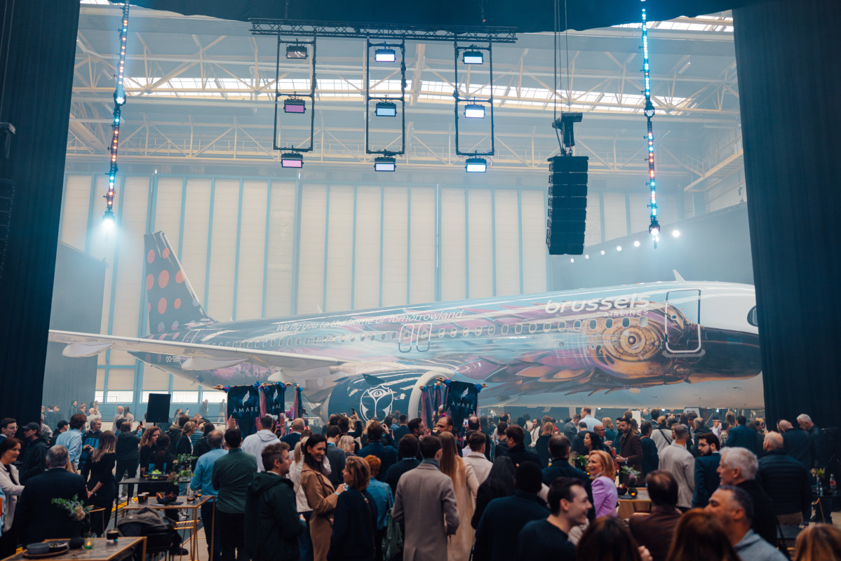 Tomorrowland et Brussels Airlines lancent un nouvel avion équipé de réalité augmentée