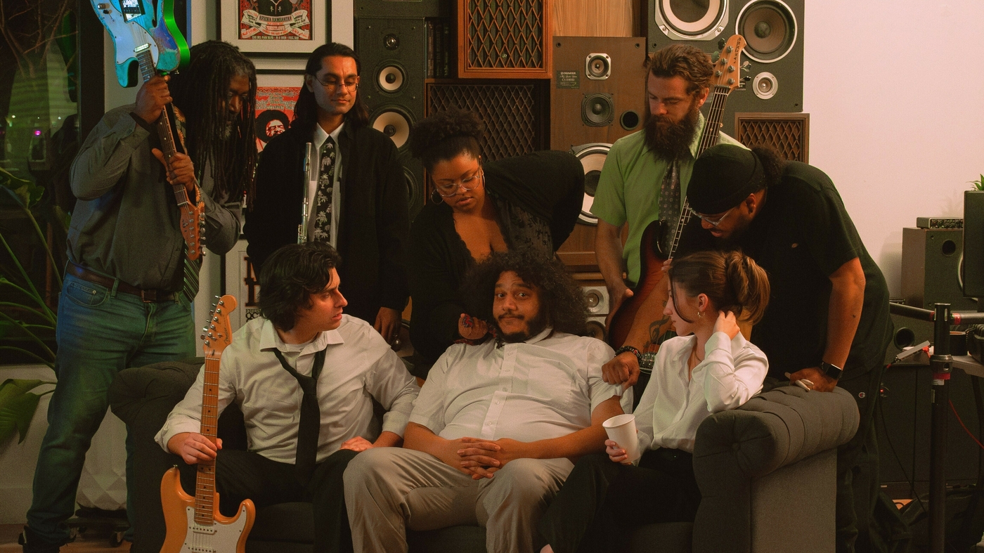 Et le gagnant du Tiny Desk Contest 2024 est... La Philharmonie !  : RADIO NATIONALE PUBLIQUE