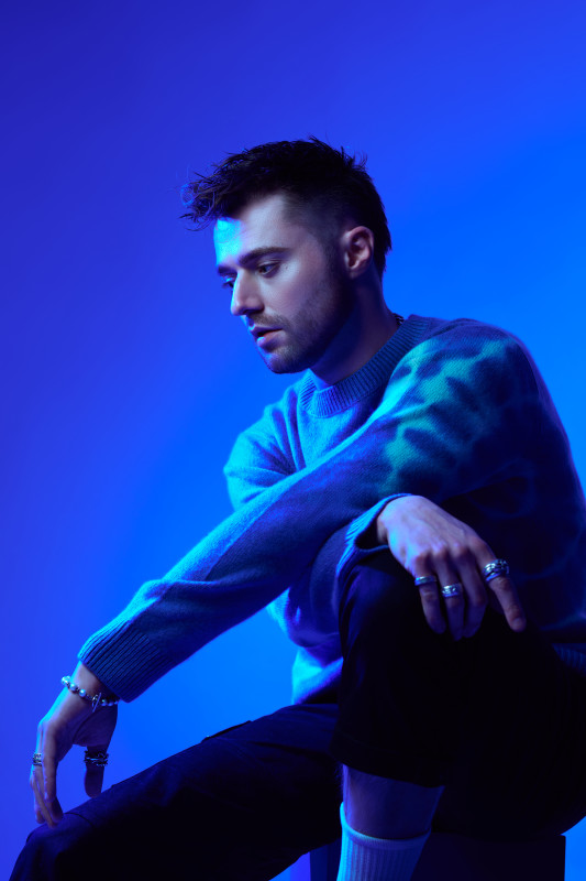 Frank Walker se réveille avec un premier album chargé d'hymnes, "ORIGINE"