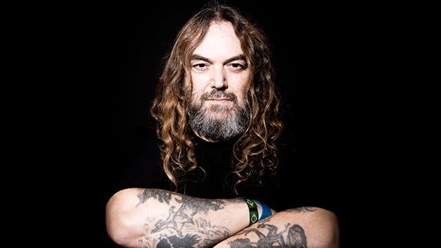 Max Cavalera discute de la revisite des classiques du métal, du thrash des années 80 et de ses artistes préférés inattendus