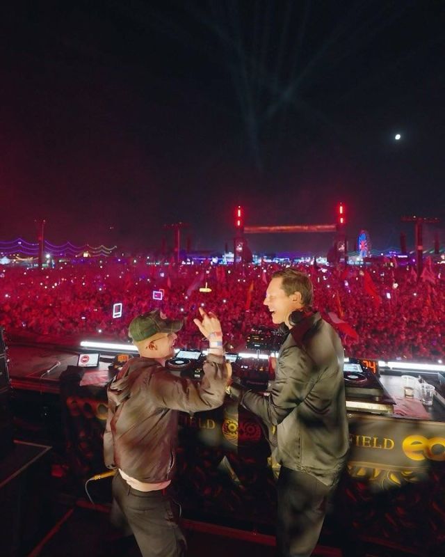 Tiësto, Hedex et BassLayerz donnent forme à la Drum & Bass indomptable avec "Cliquez Cliquez Cliquez"