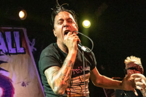 Lou Koller, leader légendaire de Sick of It All, mort à 59 ans