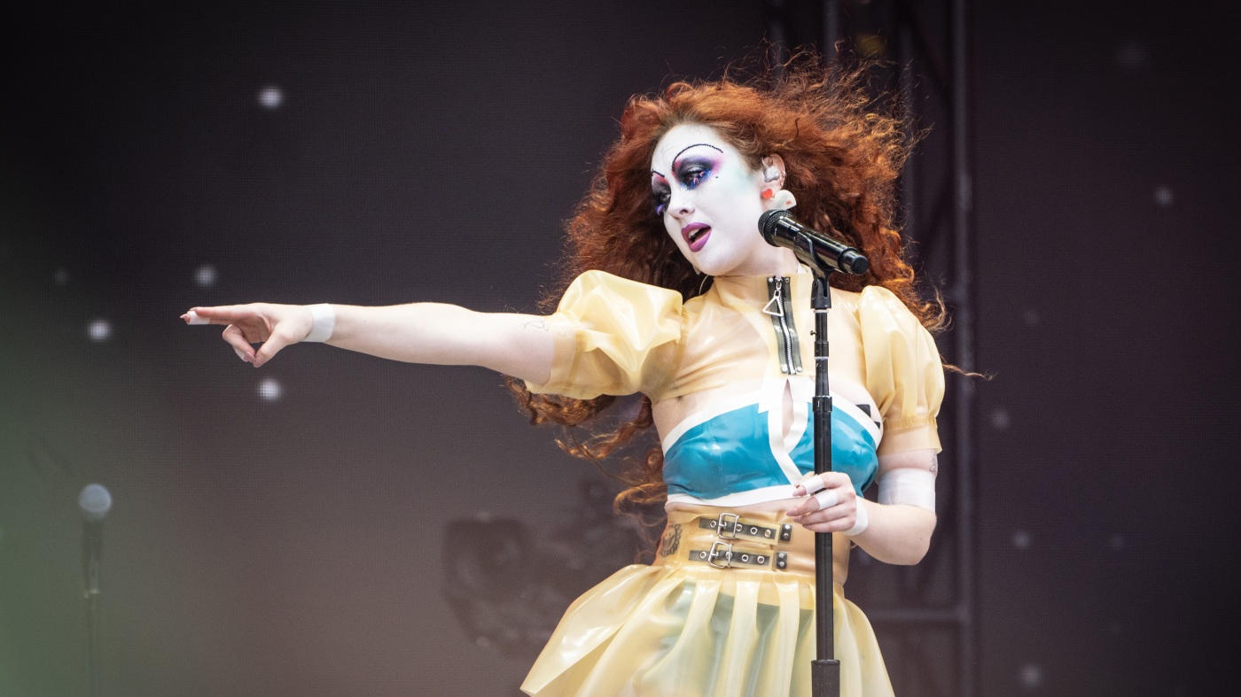 Pourquoi Chappell Roan passe un été formidable : NPR