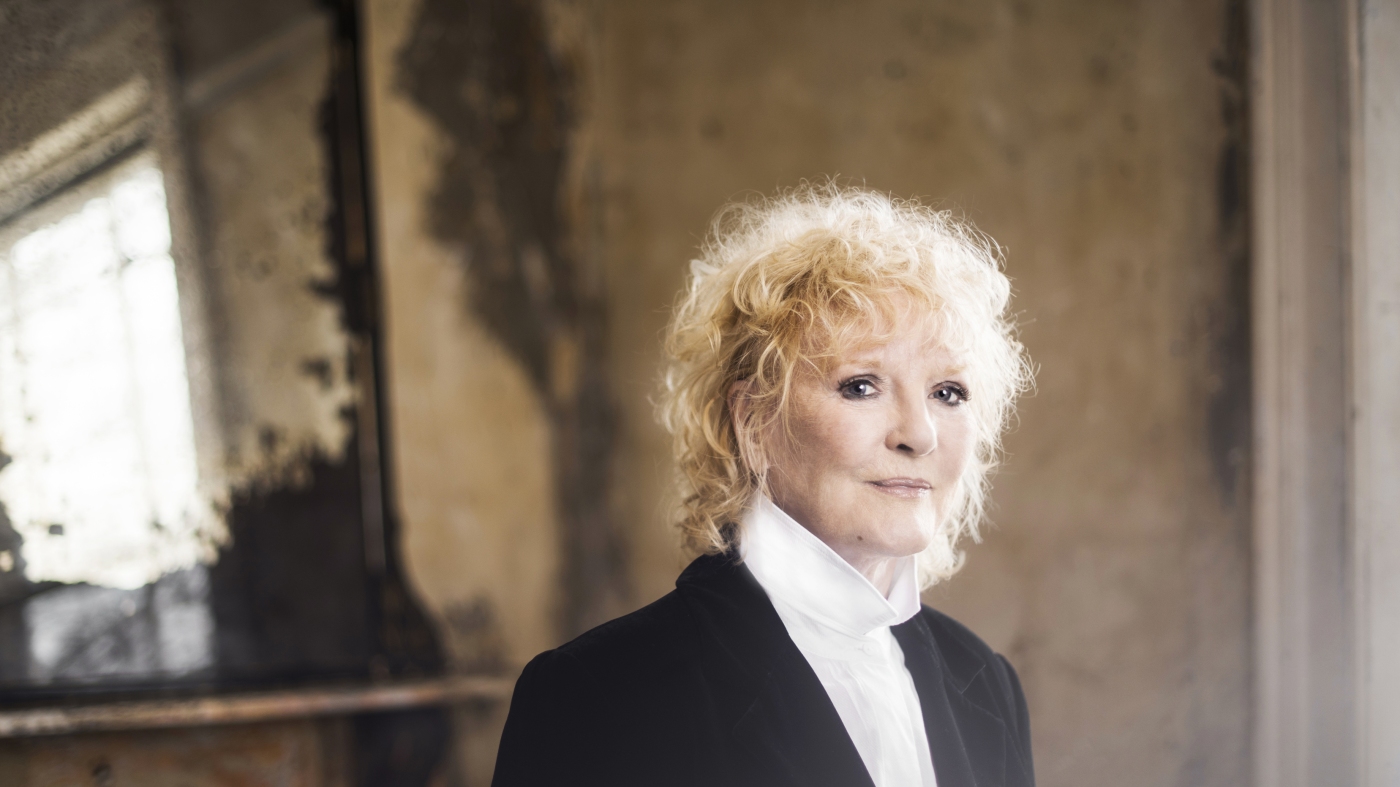 Petula Clark taquine le spectacle londonien 60 ans après "Downtown" : NPR